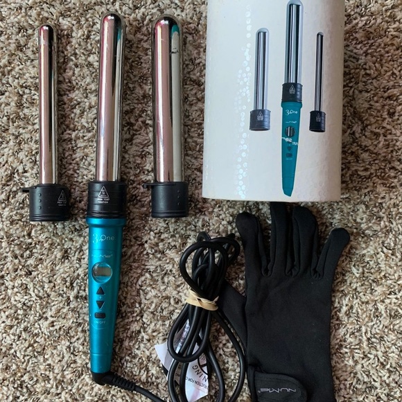 NuMe Titanium 3 in 1 Curling Wand Set - Picture 3 of 4